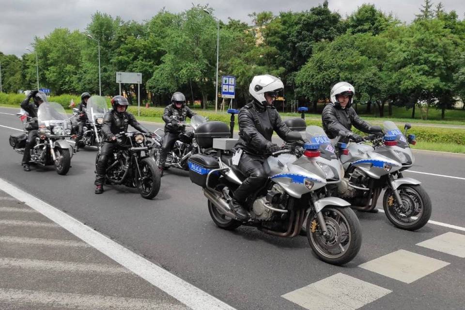 Motscyliści i policjanci wspólnie wyjechali na ulice Piotrkowa Trybunalskiego. Po co?