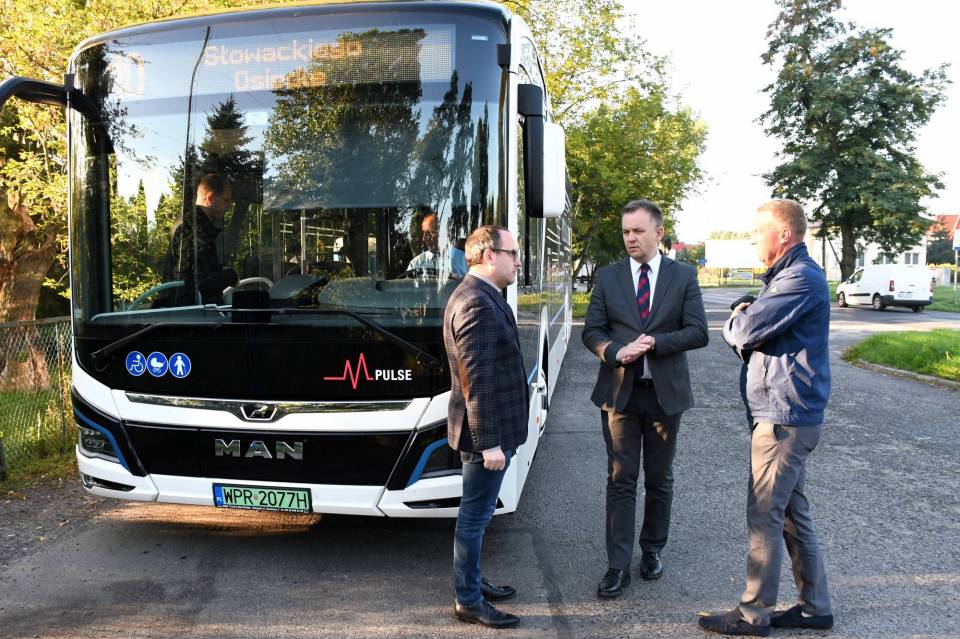 W Piotrkowie Trybunalskim rozpoczęły się testy kolejnego autobusu elektrycznego