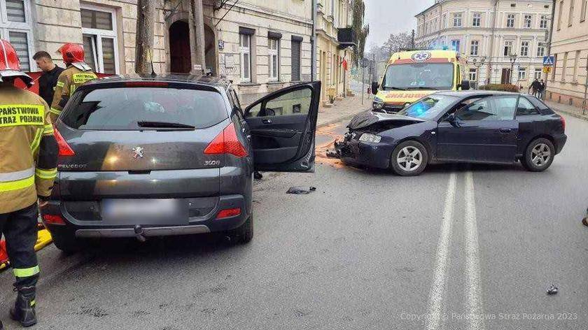 Śmiertelny wypadek w centrum Piotrkowa Trybunalskiego. Nie żyje 51-letni kierowca