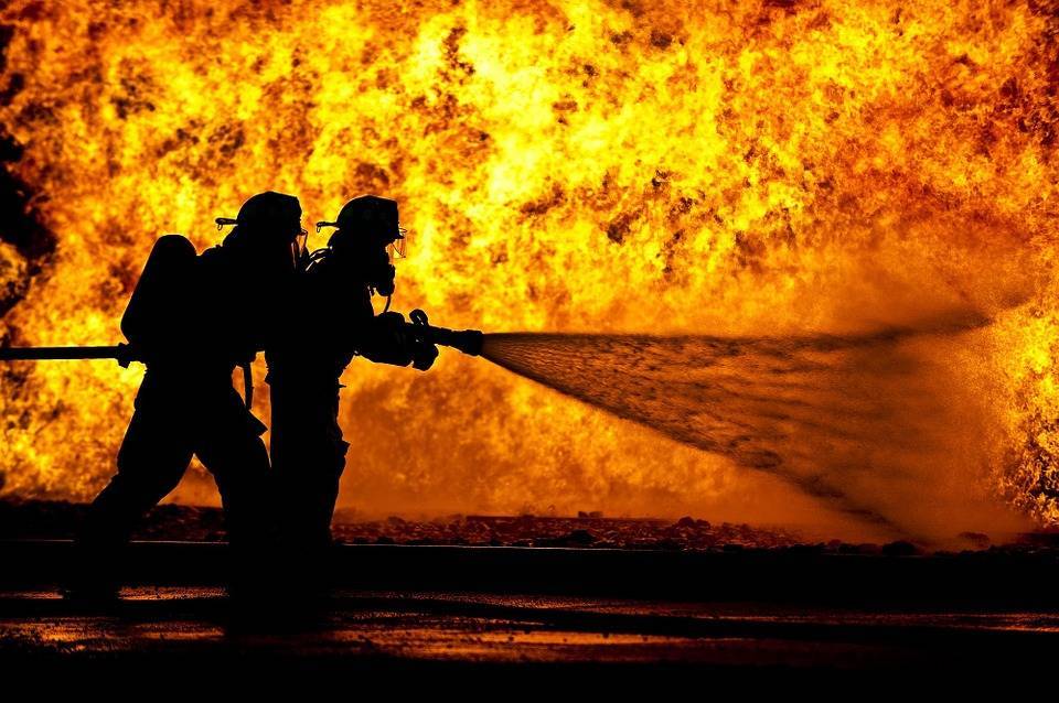 Miliony strat, ale i uratowanego mienia, ponad półtora tysiąca wyjazdów - piotrkowscy strażacy podsumowują 2023 rok