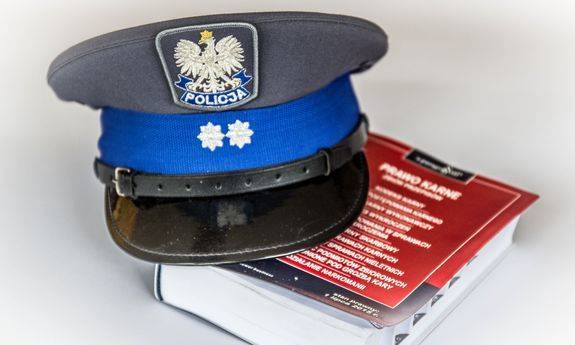 Zastępca komendanta zatrzymany przez drogówkę. Wydmuchał 0,4 promila. "Dyscyplinarka" i wydalenie ze służby w toku